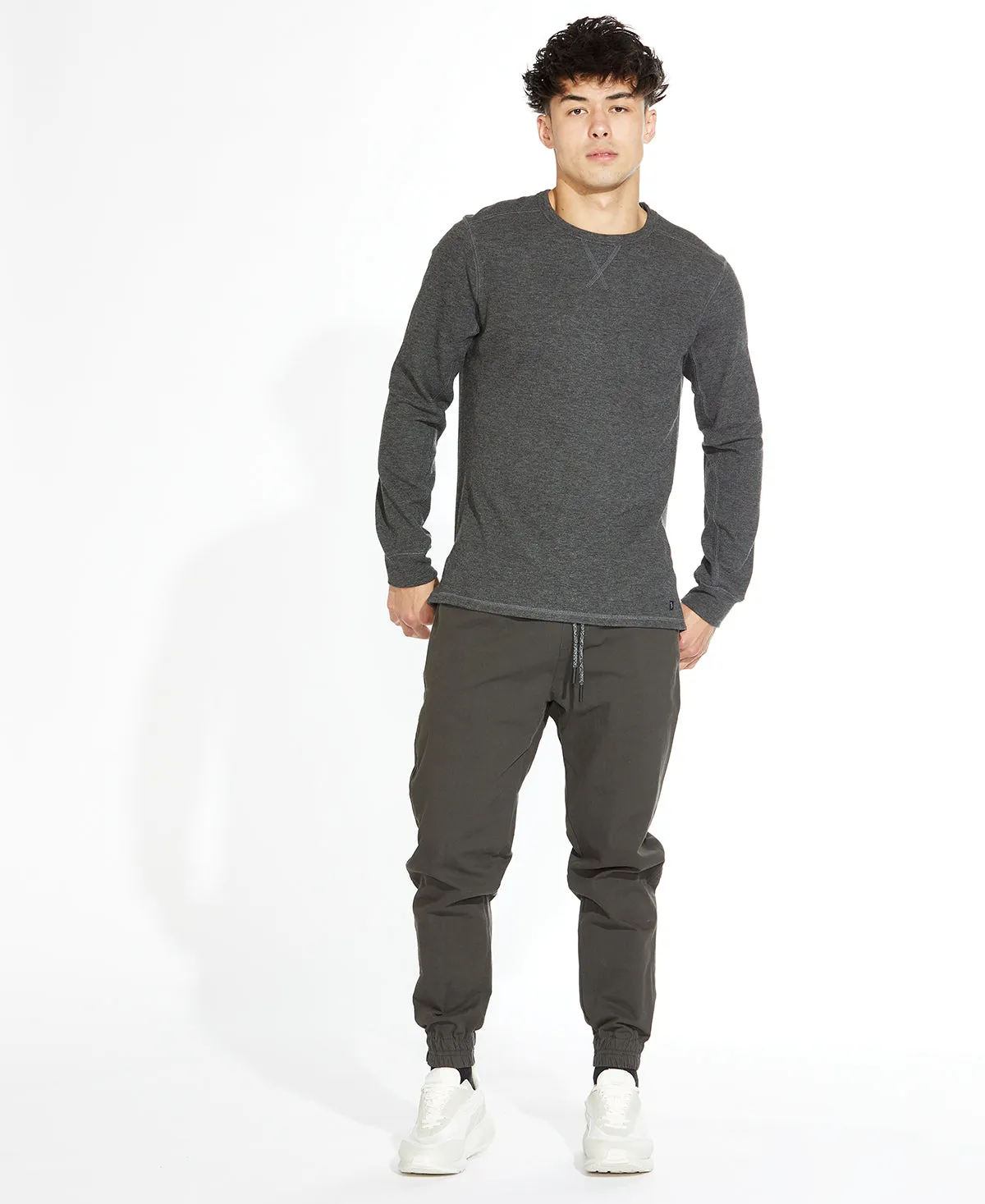 Baird Crewneck Long Sleeve Tee (Heather Dark Charcoal)