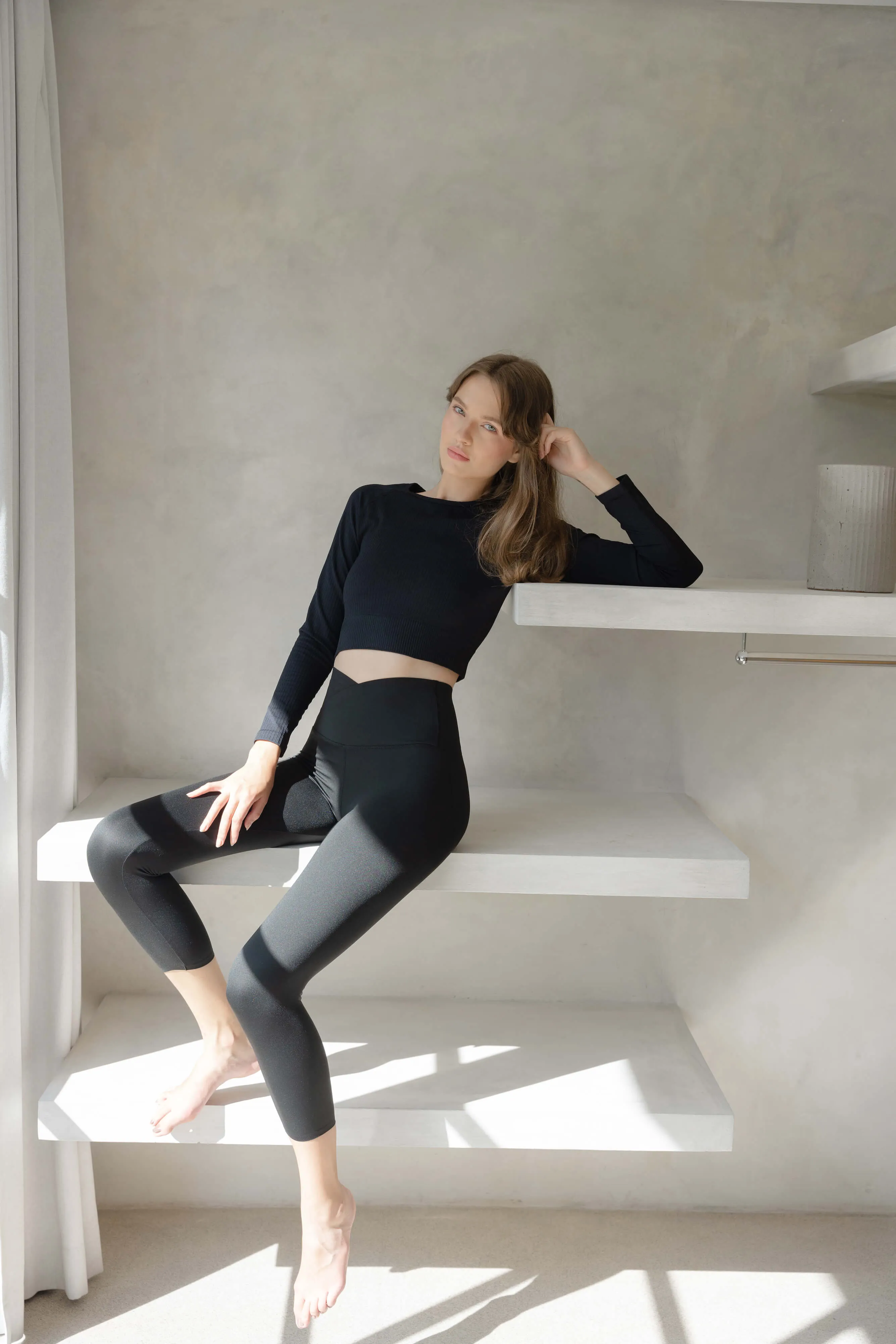 Black Slimming Compression Leggings (Cropped)