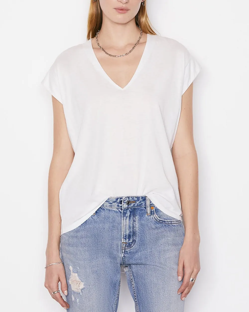 Blanc Le Mid Rise V Neck Tee