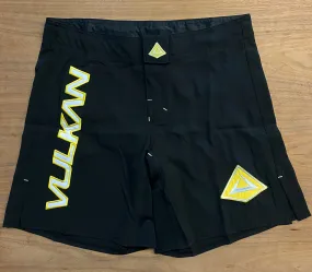 COMBAT FIGHT SHORTS BLACK/YELLOW