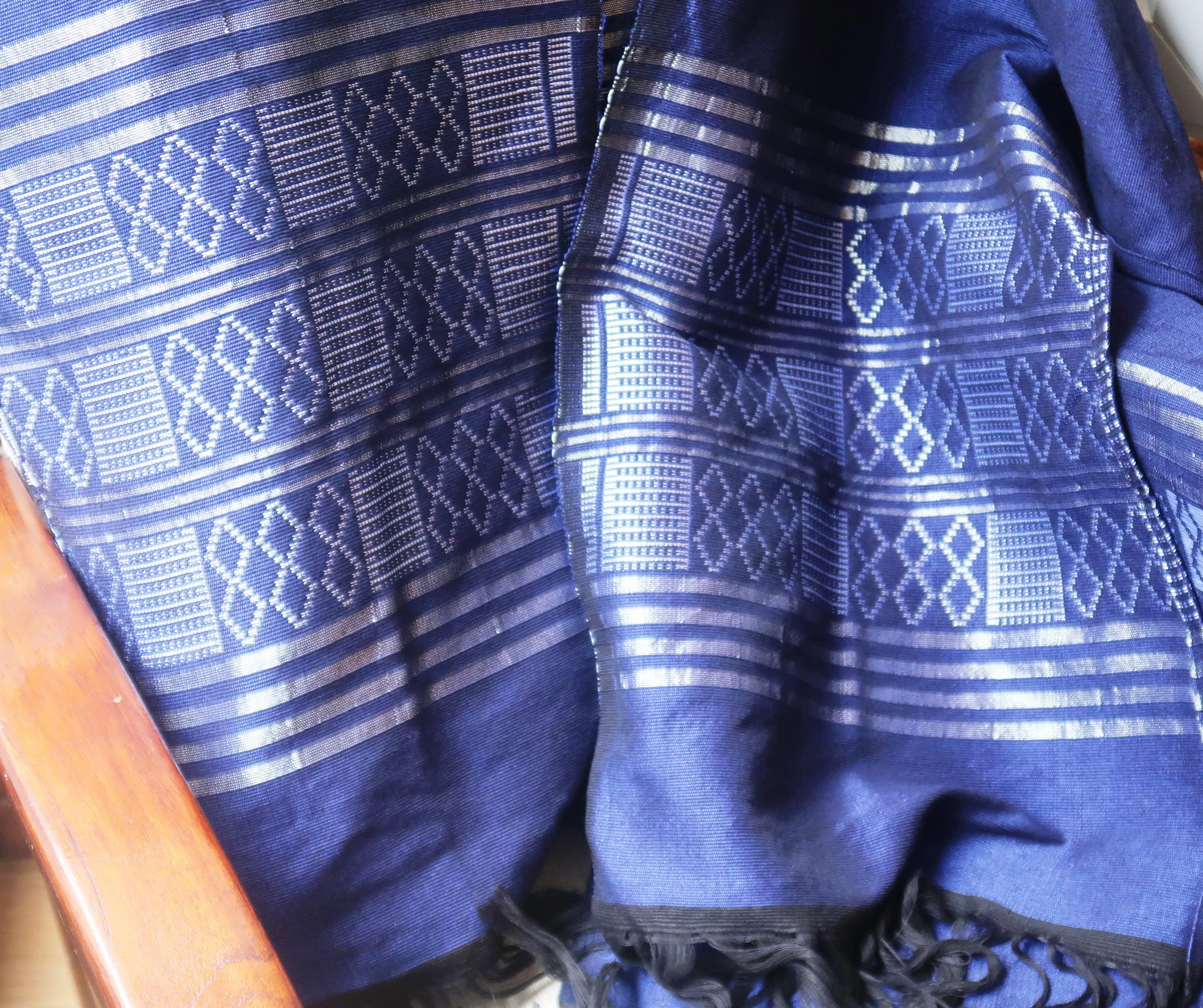 Etole, charpe Bleue, Véritable Pagne Manjak Tissé - Artisanat Africain de Qualité Exceptionnelle