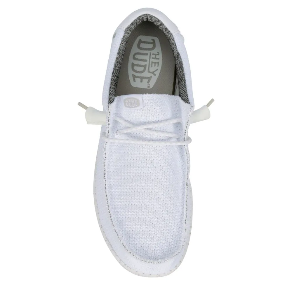 HEYDUDE  MENS WALLY KNIT WIDE SLIP ON SNEAKER