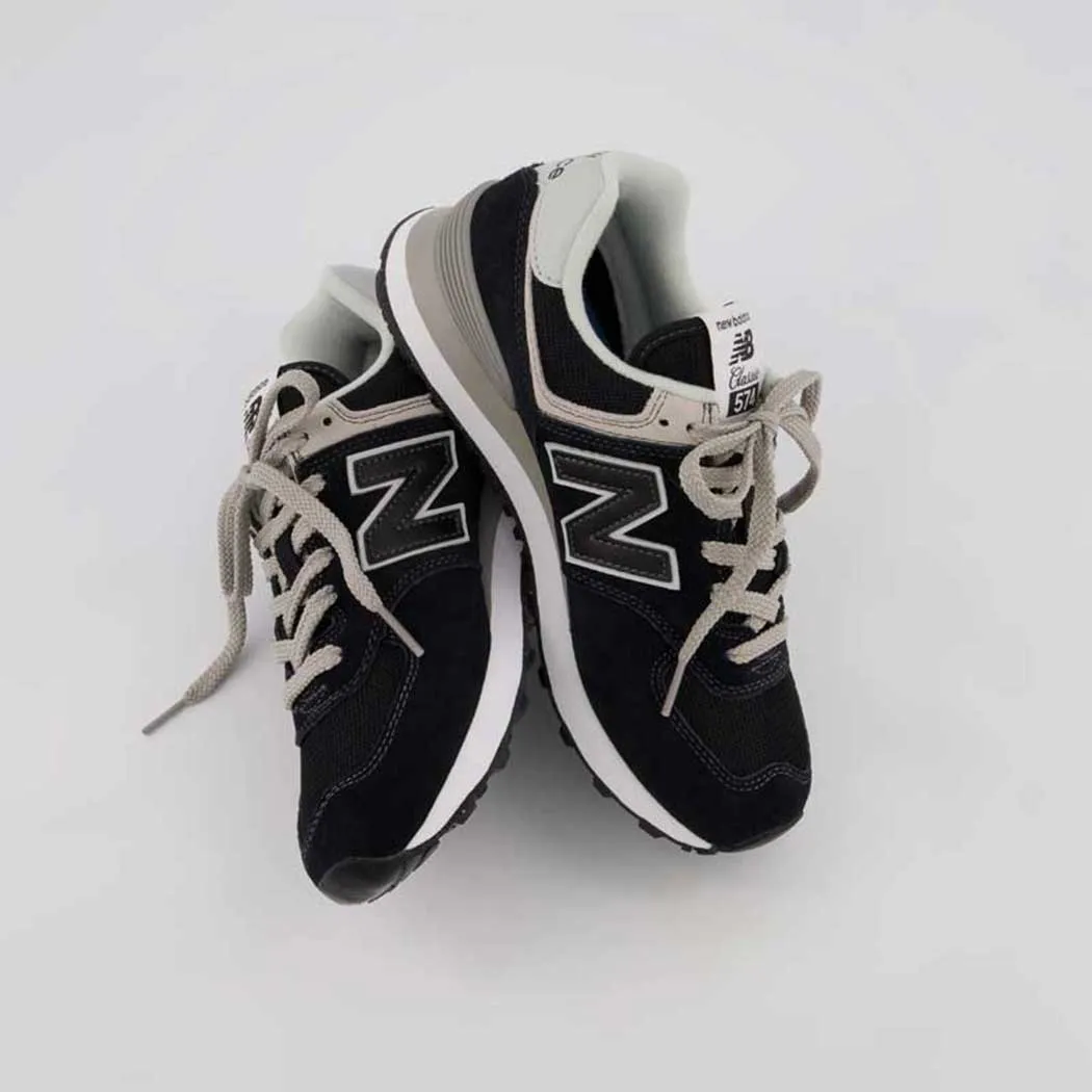 New Balance 574 Sneaker Black/ White (Women's)