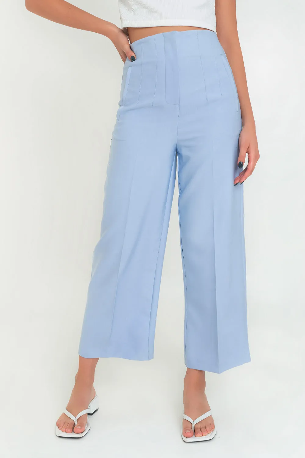 Pantalón culotte con pinzas cintura alta