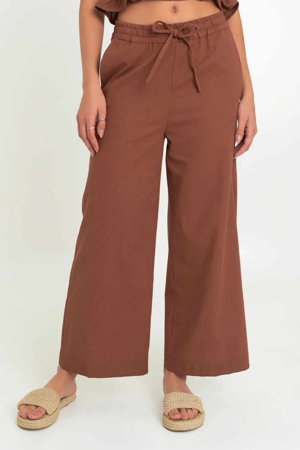 Pantalón de lino fit flare con jareta