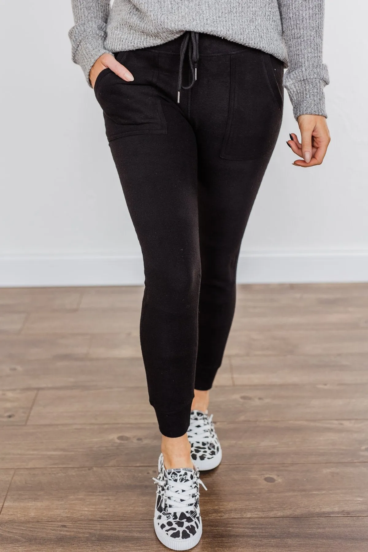 Warm Thoughts Super Soft Joggers- Black