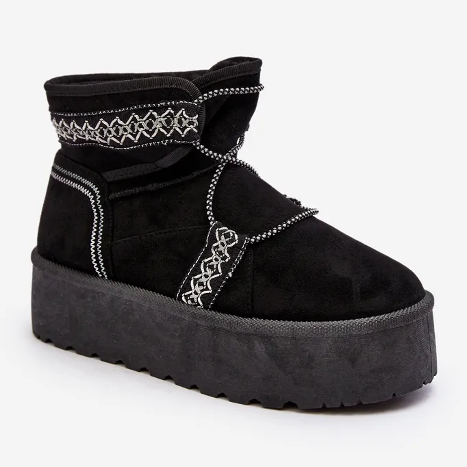 Women's Snow Boots On A Thick Sole With Lacing, Black Milson